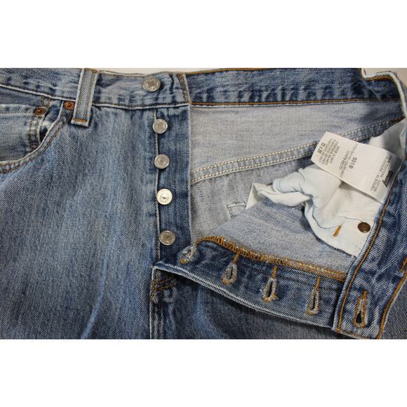 Levi’s 501 Button Fly Jeans Men’s 33x29 Light Wash Straight Fit Haiti - Picture 5 of 15